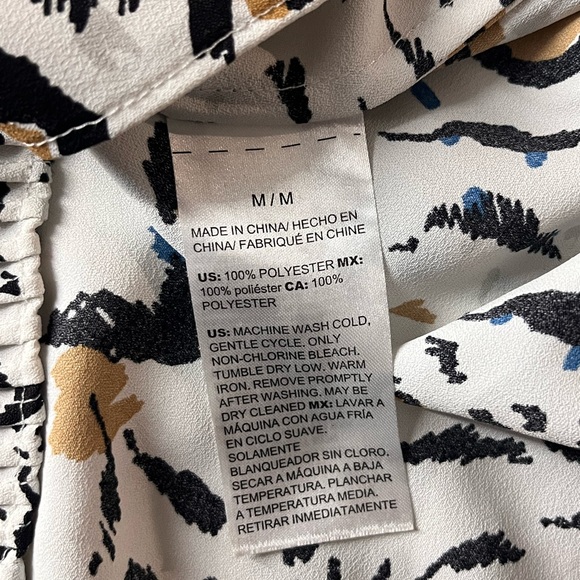 White House Black Market Animal Print Blouse - Picture 6 of 6